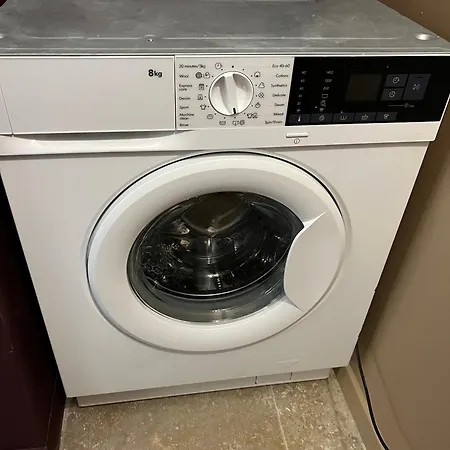 Le Pecheur De Cassis